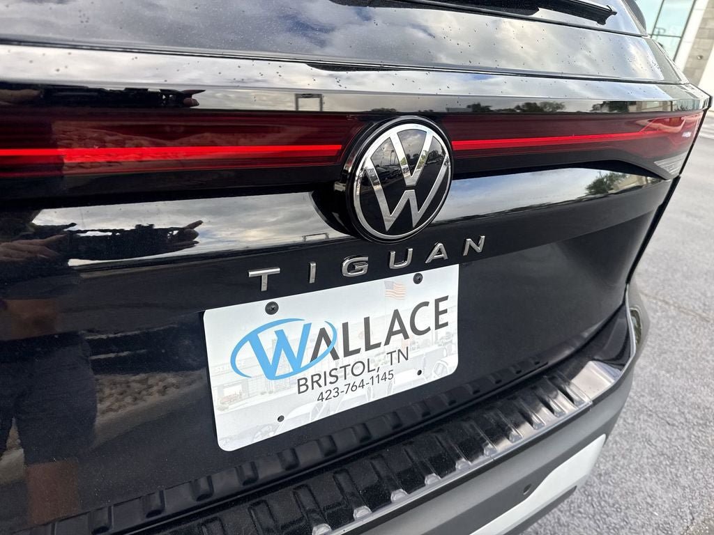 New 2026 Volkswagen Tiguan S FWD image 6