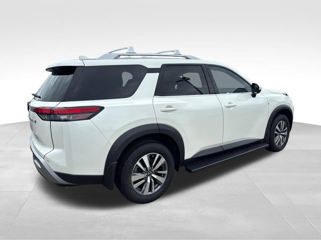 Certified 2023 Nissan Pathfinder SL AWD/4WD image 6