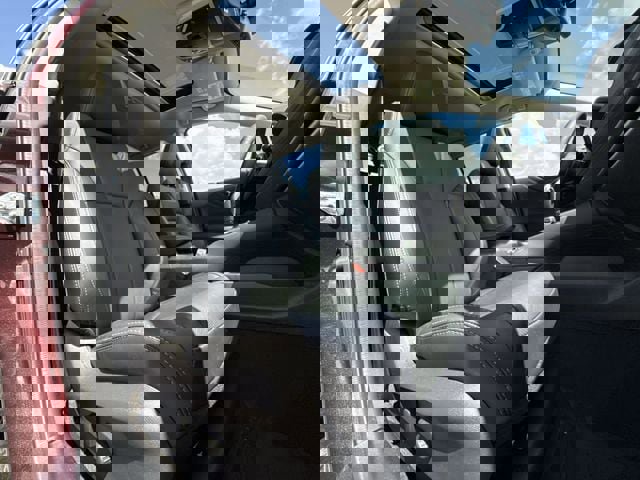 Used 2025 Subaru Outback Limited image 25