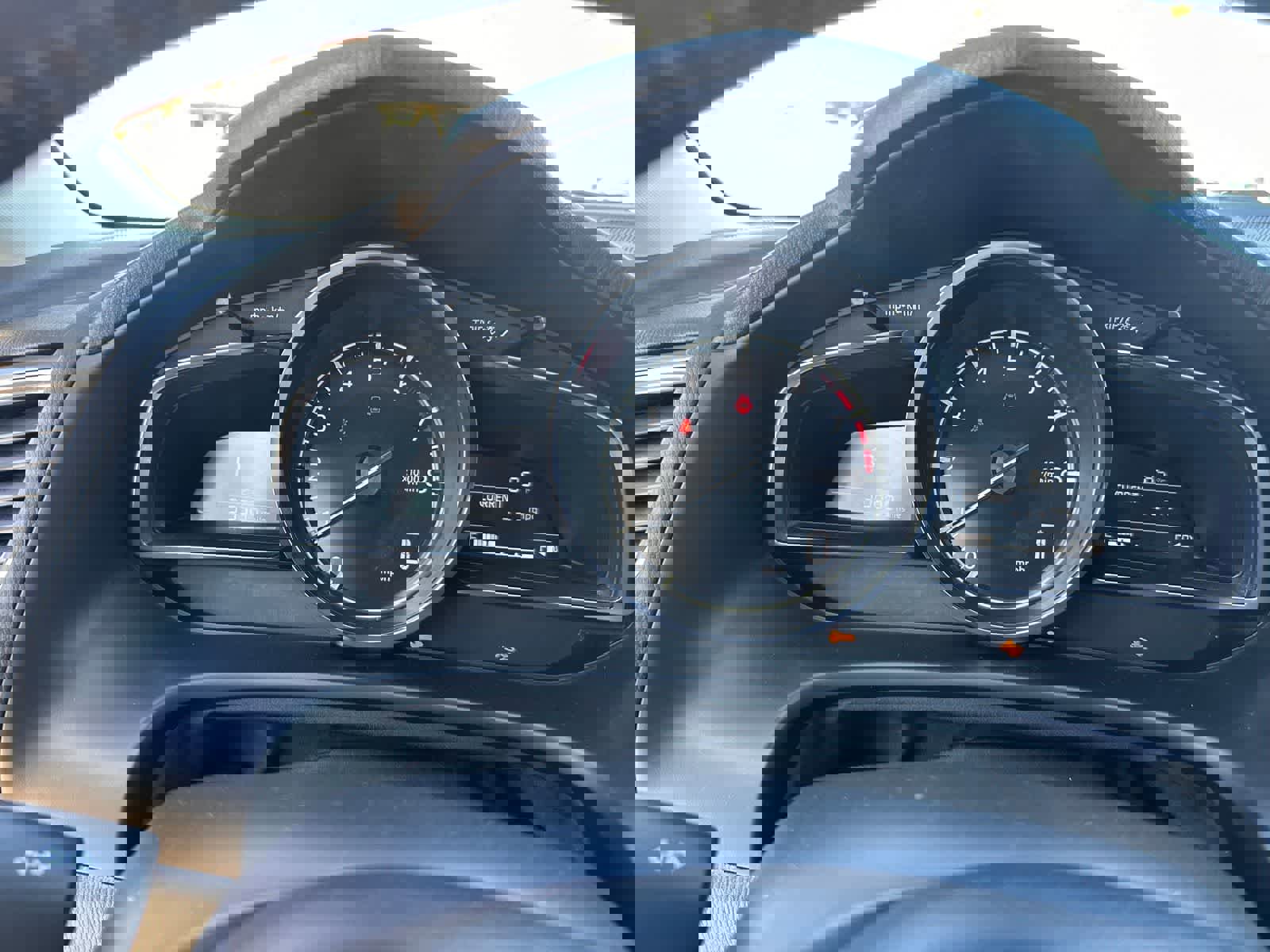 Used 2018 MAZDA MAZDA3 Grand Touring w/ Premium Equipment Package image 18