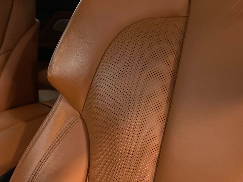 Used 2017 BMW M6 Convertible image 18