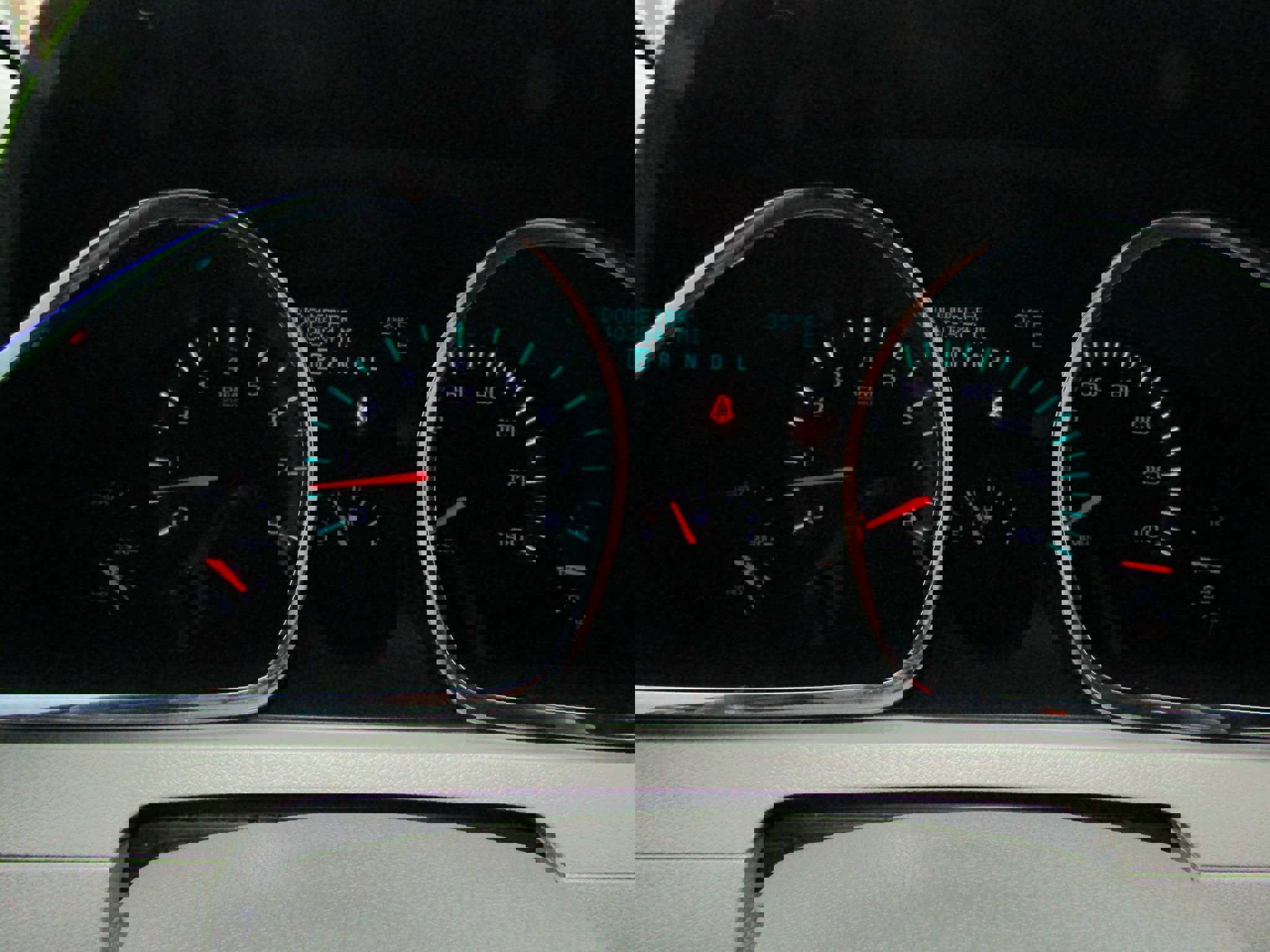 Used 2010 Chevrolet Traverse LT w/ Personal Connectivity Package image 22