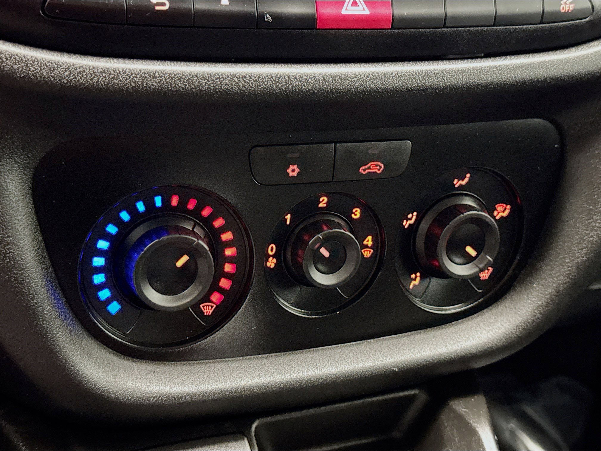 Used 2022 RAM ProMaster City Tradesman image 11