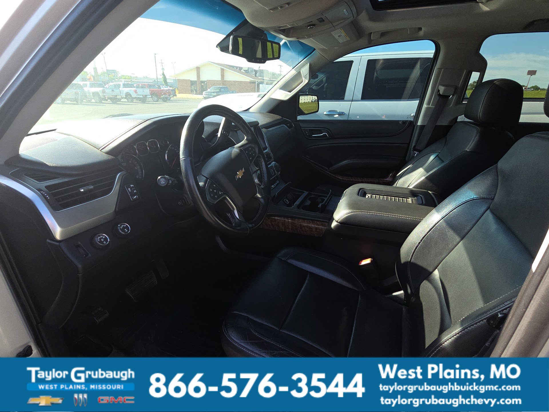 Used 2017 Chevrolet Tahoe Premier AWD/4WD image 8