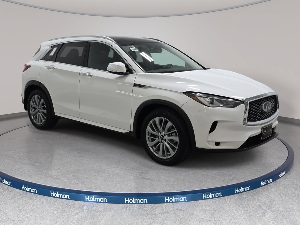 Certified 2023 INFINITI QX50 Luxe w/ Cargo Package AWD/4WD image 3