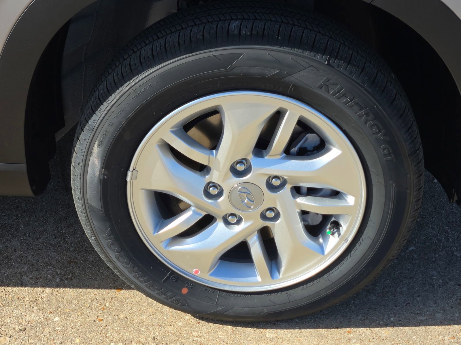 New 2026 Hyundai Venue SE image 7