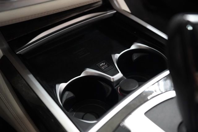Used 2021 BMW 740i xDrive w/ M Sport Package image 28