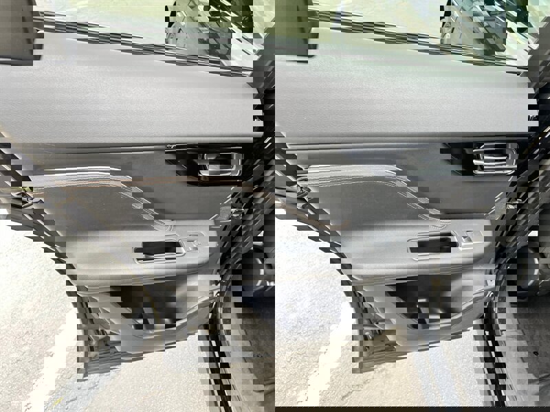 Used 2017 Jaguar F-PACE Prestige AWD/4WD image 22