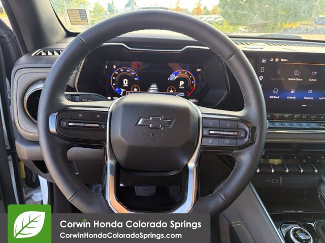 Used 2025 Chevrolet Colorado ZR2 w/ Technology Package AWD/4WD image 25