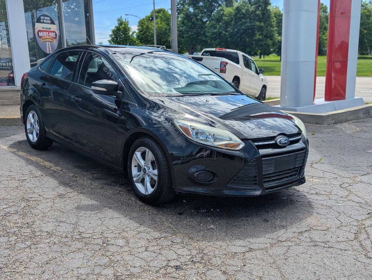 Used 2013 Ford Focus SE FWD image 1