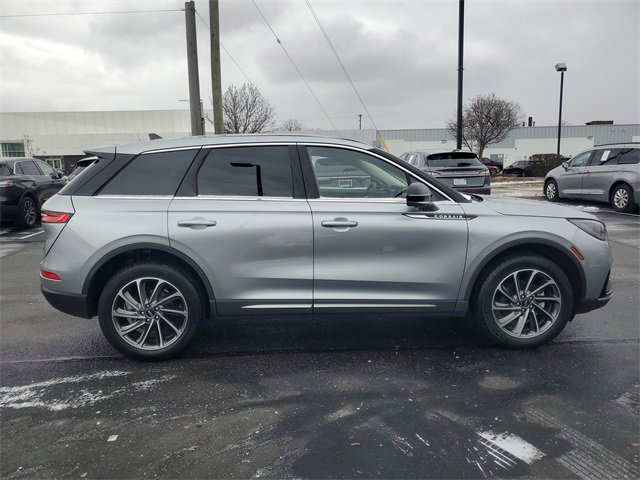 Certified 2023 Lincoln Corsair AWD w/ Equipment Group 101A image 8