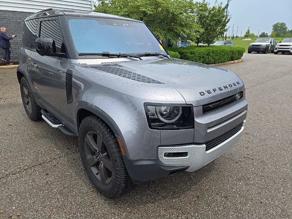 Certified 2022 Land Rover Defender 90 S AWD/4WD image 3