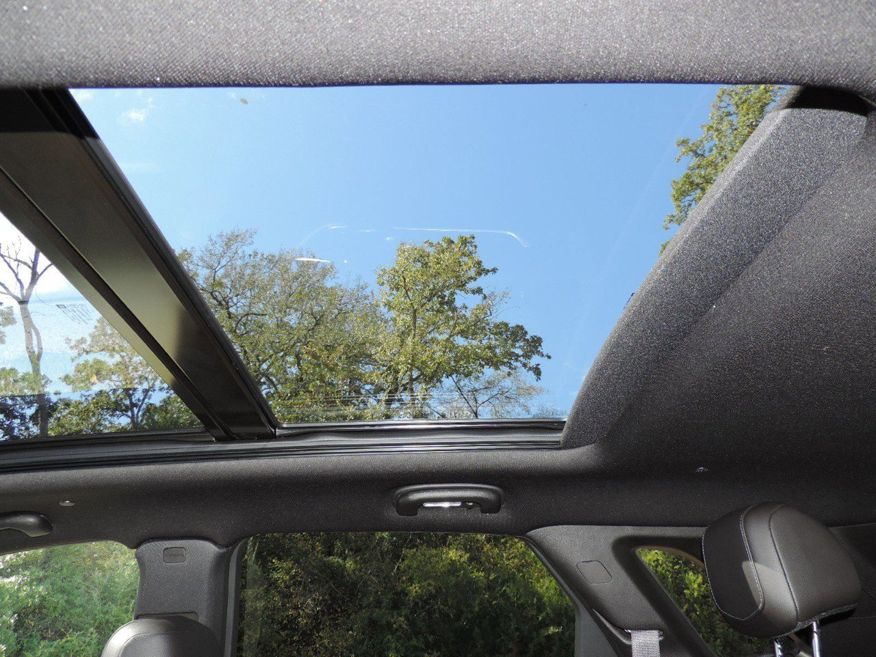 Certified 2025 Cadillac XT5 Premium Luxury image 10