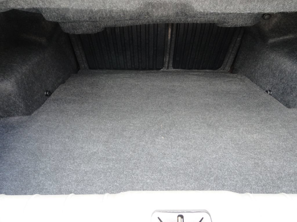 Used 2010 Chevrolet Malibu LS FWD image 12