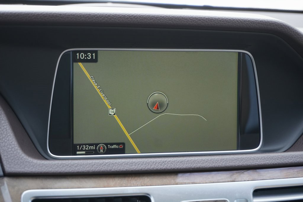 Used 2016 Mercedes-Benz E 350 Sedan image 26