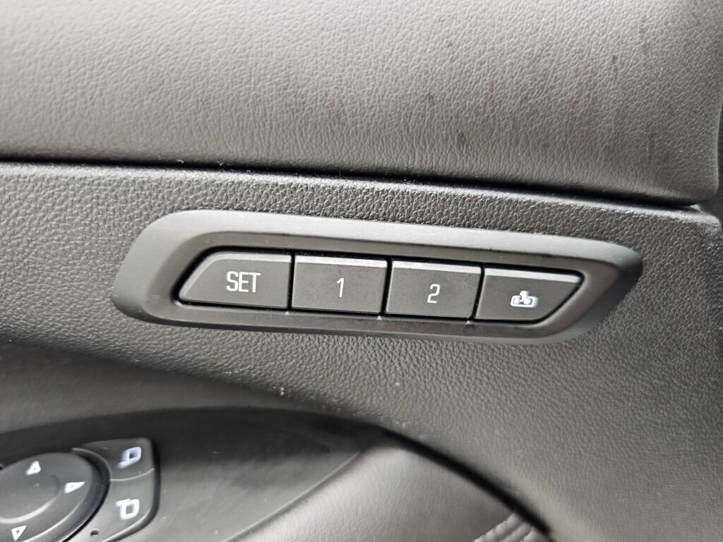 Used 2019 Buick LaCrosse Premium w/ Driver Confidence Package II image 30