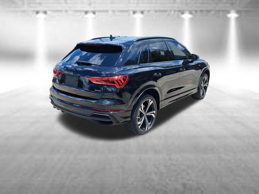 Used 2023 Audi Q3 2.0T Premium Plus w/ Premium Plus Package AWD/4WD image 5