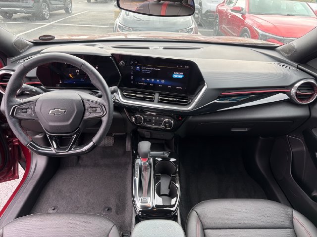 Certified 2024 Chevrolet Trax RS w/ Sunroof Package FWD image 14