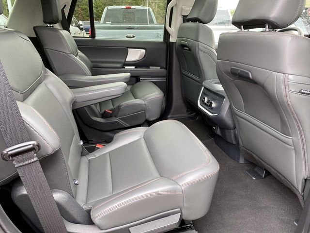 Used 2025 Ford Expedition Active image 25