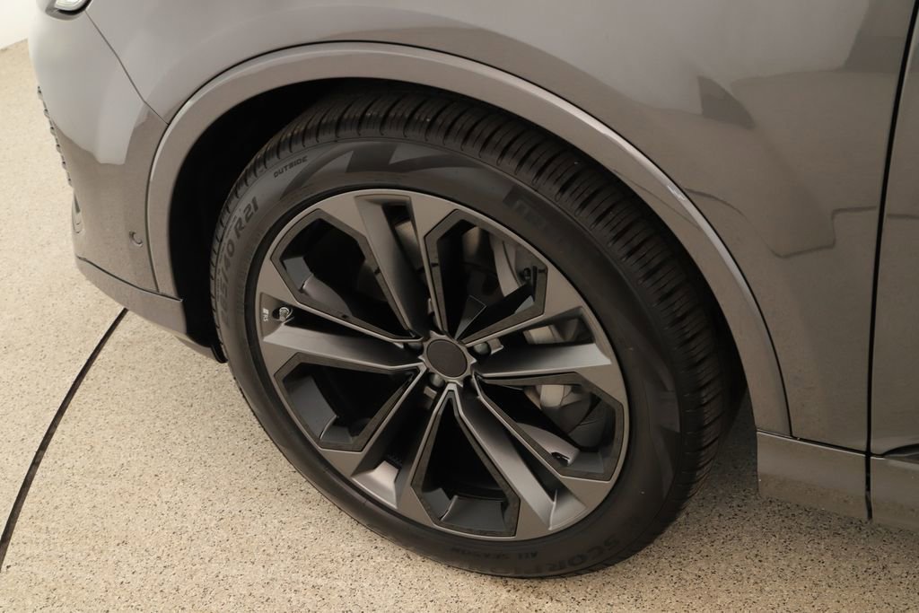 New 2026 Audi Q7 2.0T Premium AWD/4WD image 30