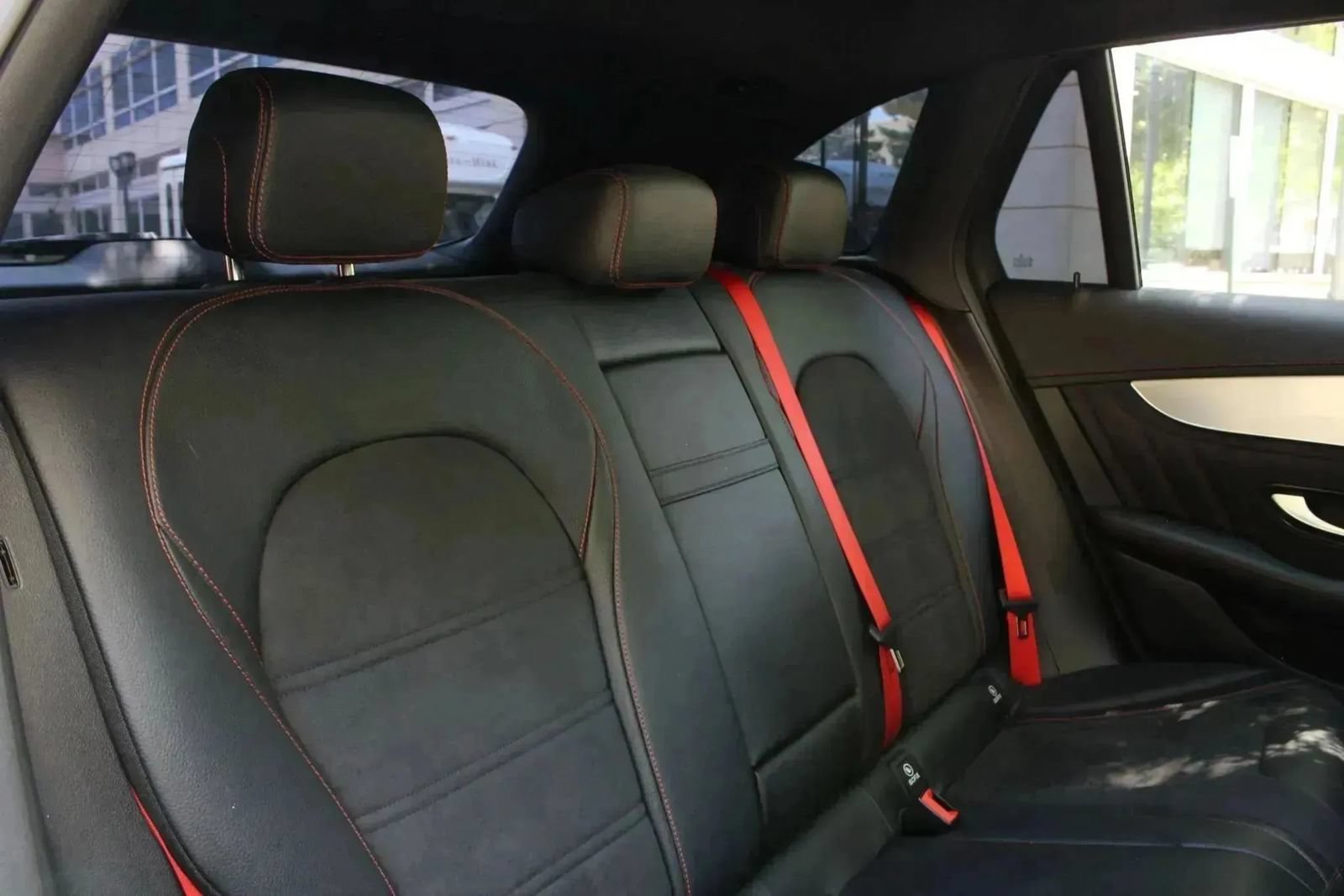 Used 2019 Mercedes-Benz GLC 43 AMG 4MATIC image 31