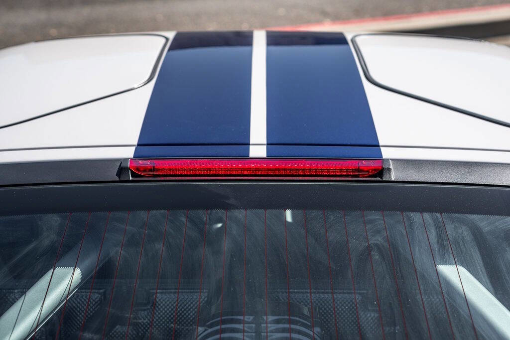 Used 2005 Ford GT image 15