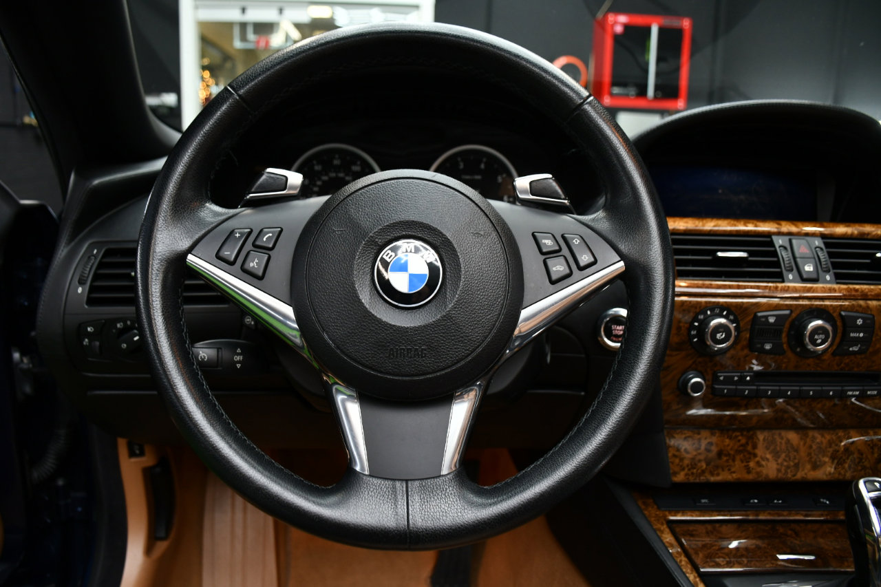 Used 2010 BMW 650i Convertible image 18