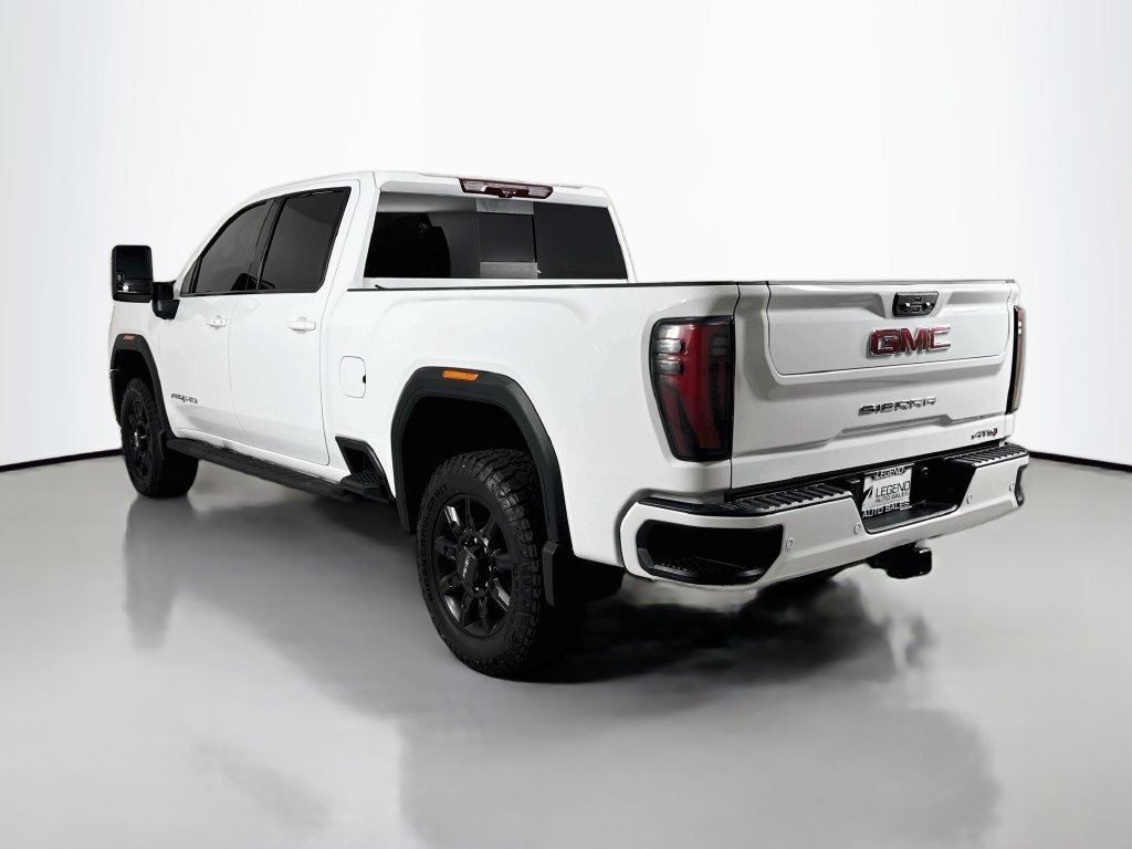 Used 2024 GMC Sierra 2500 AT4 w/ AT4 Premium Plus Package AWD/4WD image 8