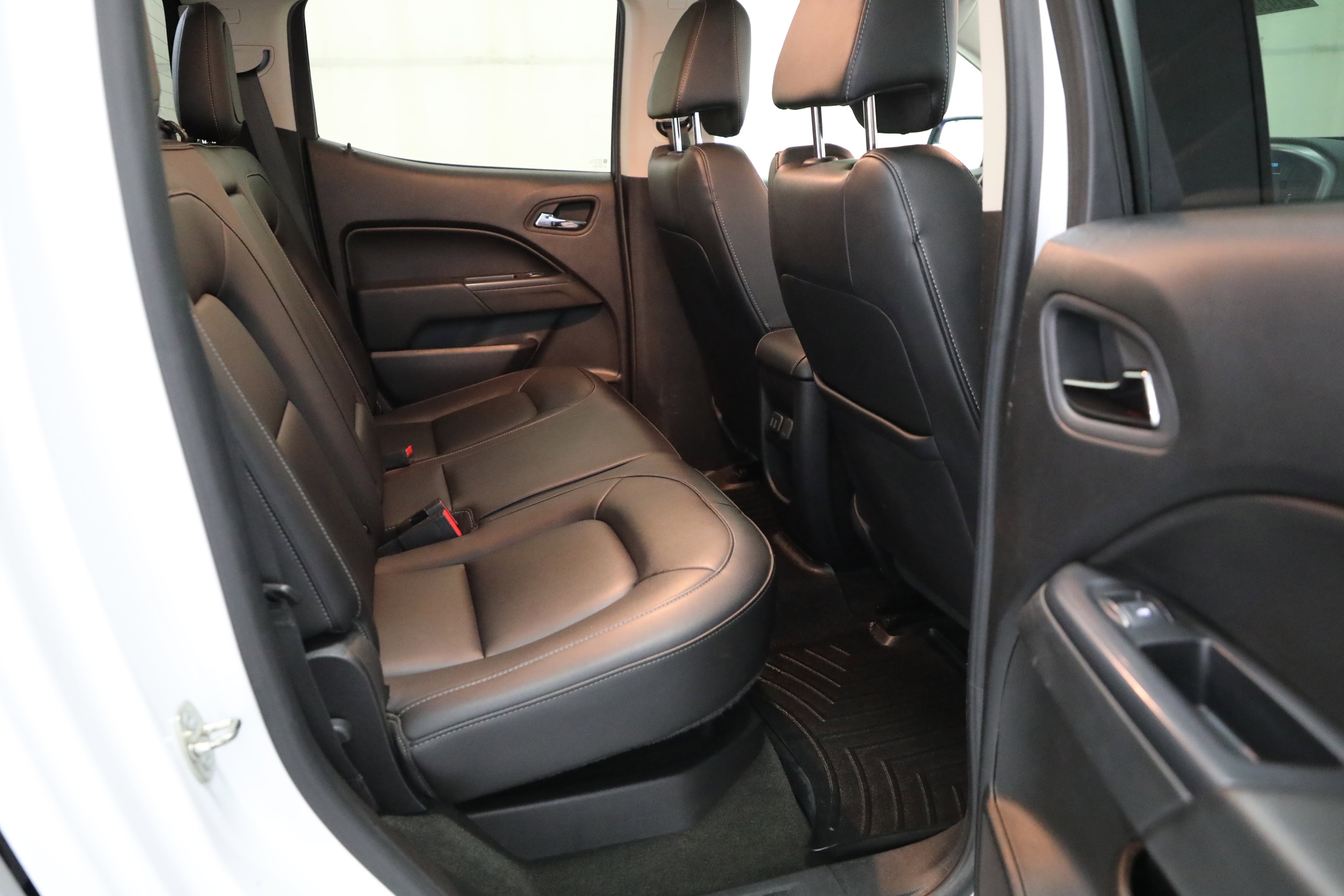 Used 2018 Chevrolet Colorado ZR2 image 15