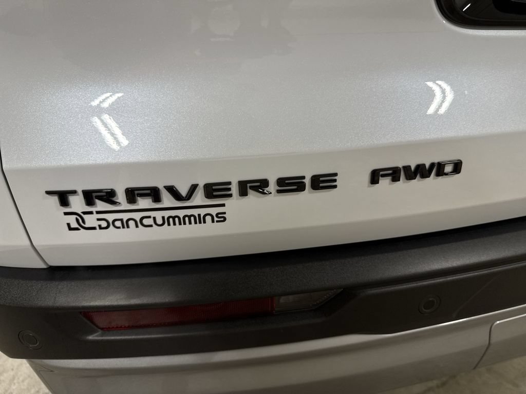 New 2026 Chevrolet Traverse Z71 w/ Enhanced Driving Package AWD/4WD image 28