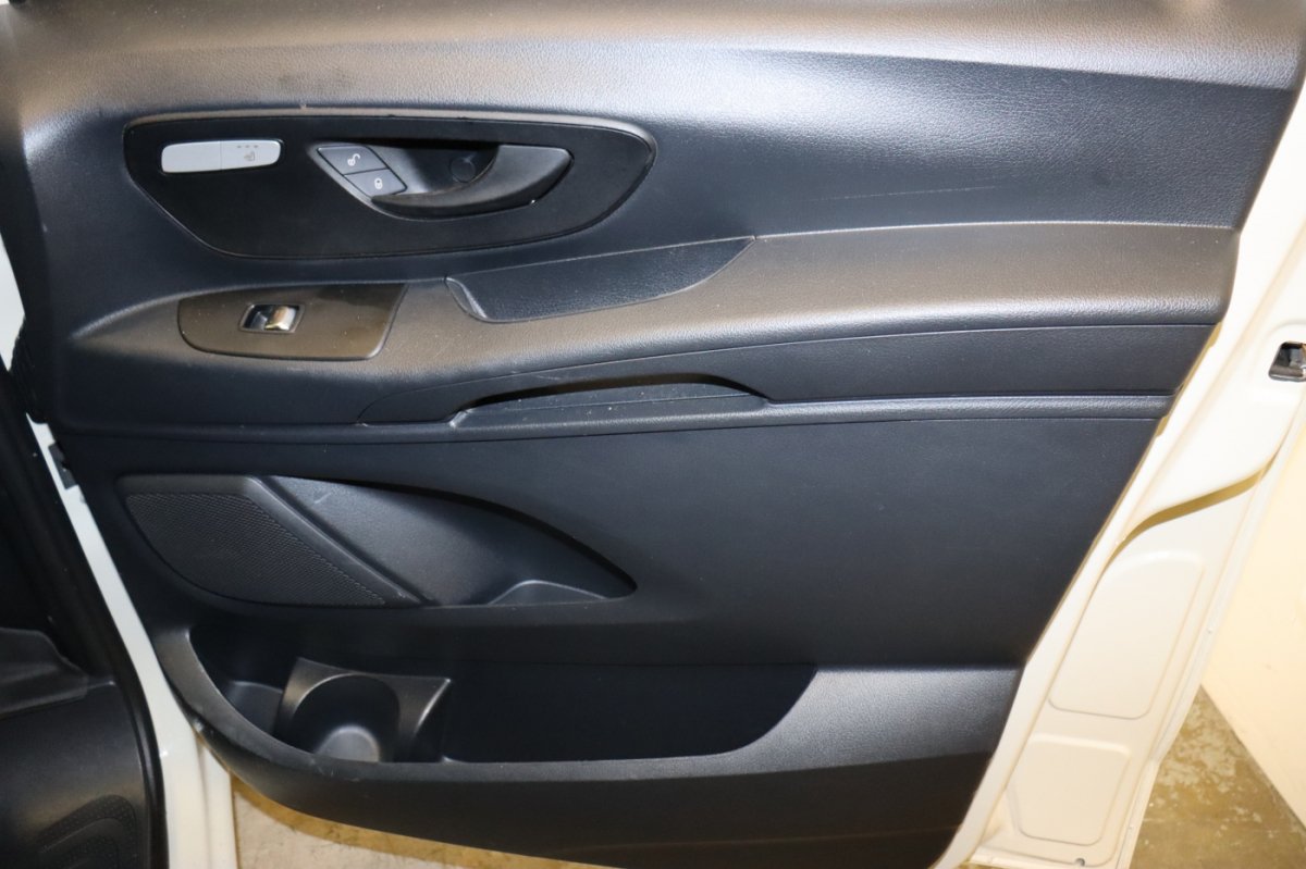 Used 2019 Mercedes-Benz Metris w/ Premium Safety Package image 40