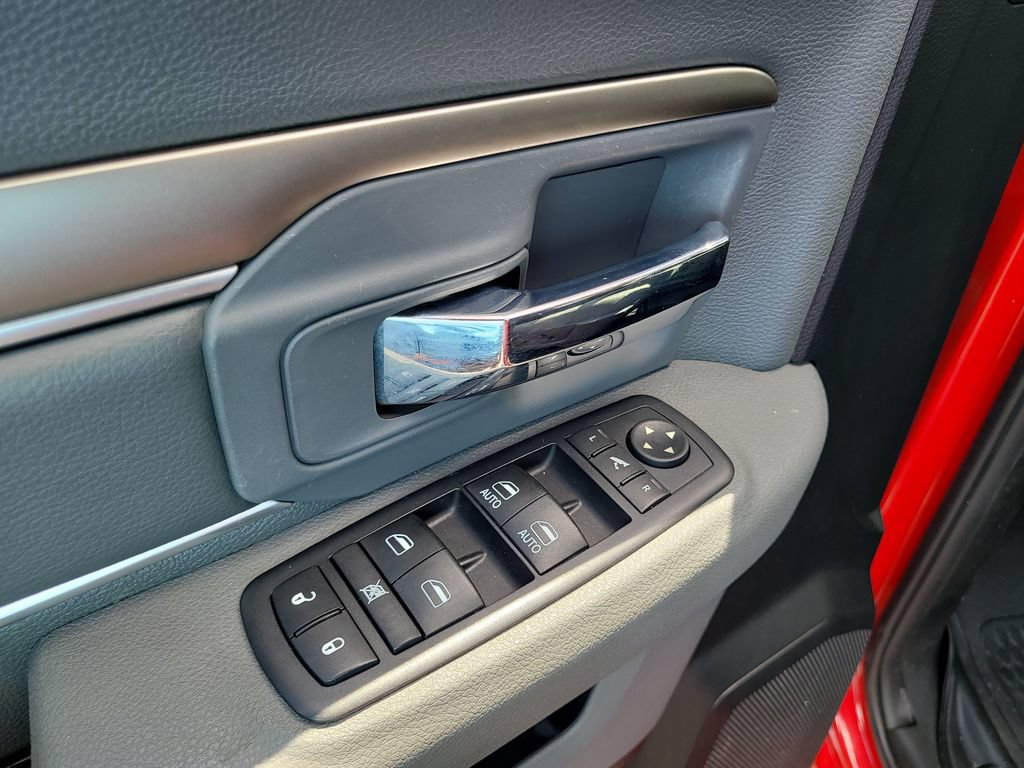 Used 2017 RAM 1500 Big Horn AWD/4WD image 16