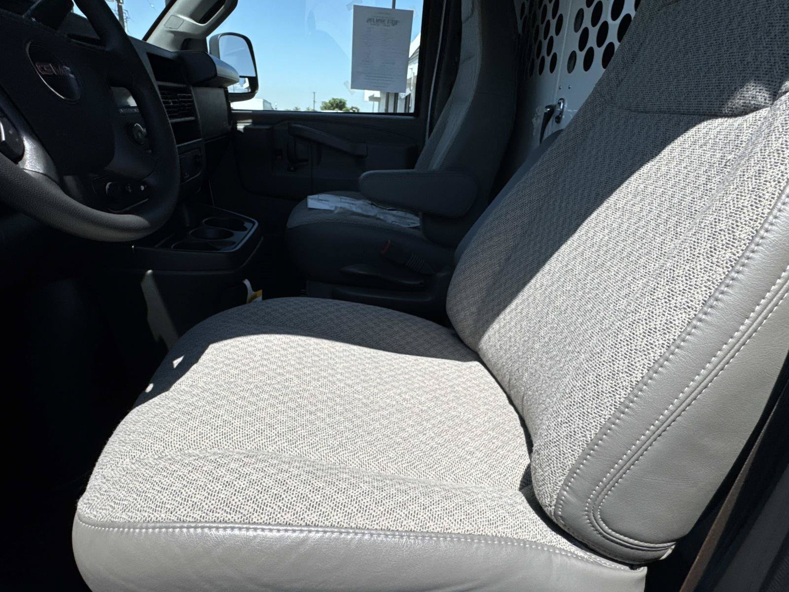New 2025 GMC Savana 2500 w/ Driver Convenience Package RWD image 17