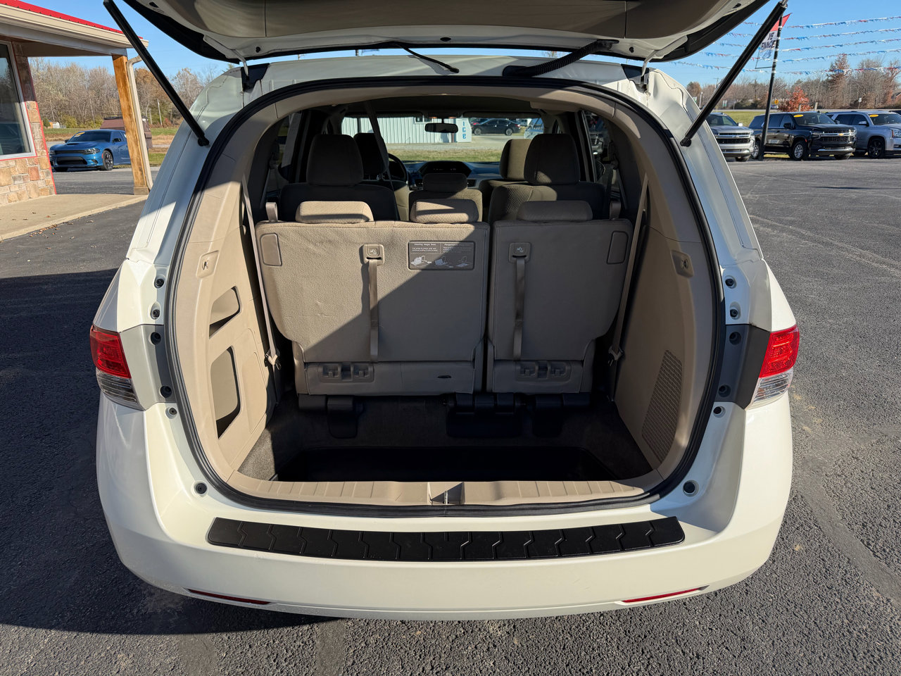 Used 2014 Honda Odyssey EX image 6