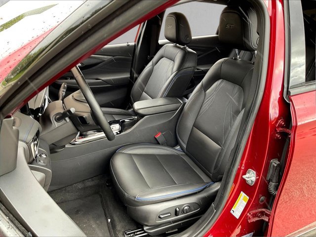 Used 2025 Buick Envista Sport Touring w/ Convenience I Package FWD image 22