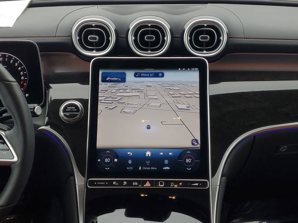 Used 2025 Mercedes-Benz GLC 350e image 28