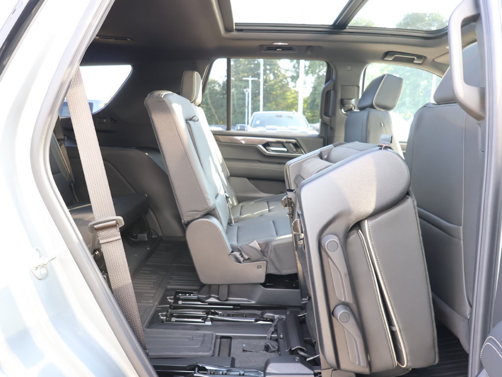New 2026 GMC Yukon Elevation w/ Technology Package AWD/4WD image 42