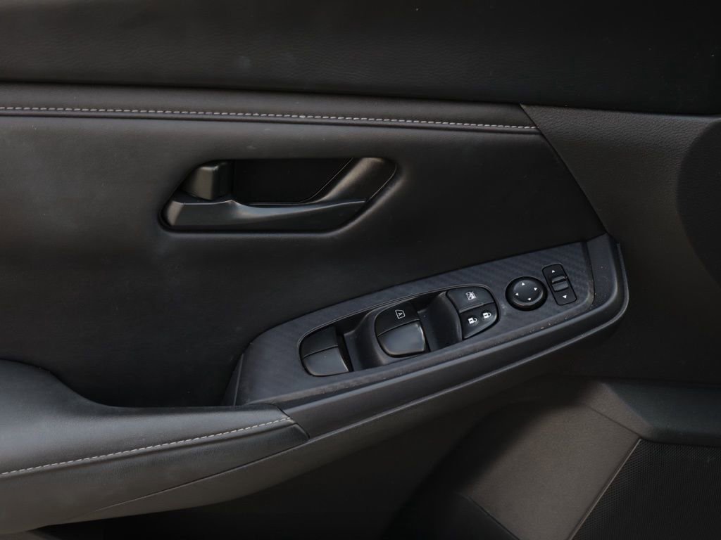 Used 2024 Nissan Sentra S image 23