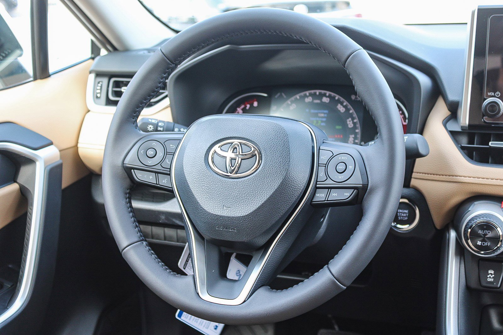 New 2025 Toyota RAV4 XLE Premium image 18