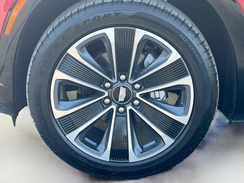 Used 2026 Cadillac Vistiq Sport w/ LPO, Floor Liner Package AWD/4WD image 34