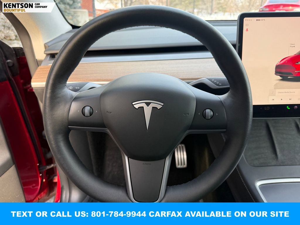 Used 2024 Tesla Model Y Performance image 17
