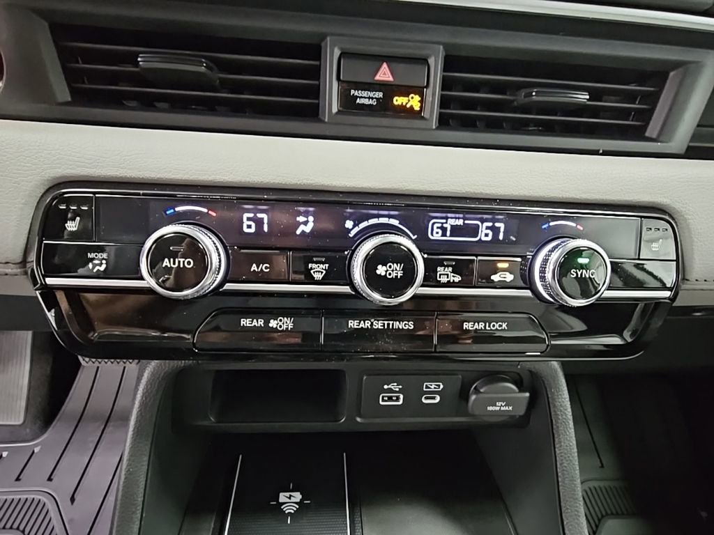 New 2025 Honda Pilot Touring image 20