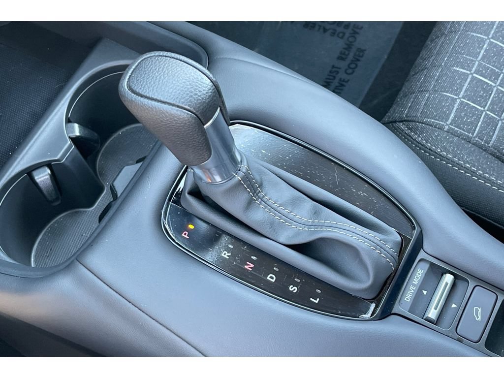 Certified 2027 Honda HR-V LX image 31