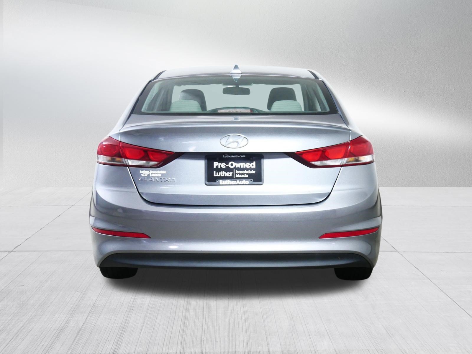 Used 2018 Hyundai Elantra SEL w/ Cargo Package FWD image 6