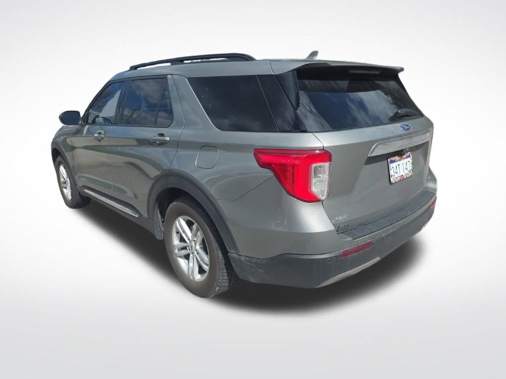 Used 2020 Ford Explorer XLT w/ Equipment Group 202A RWD image 7