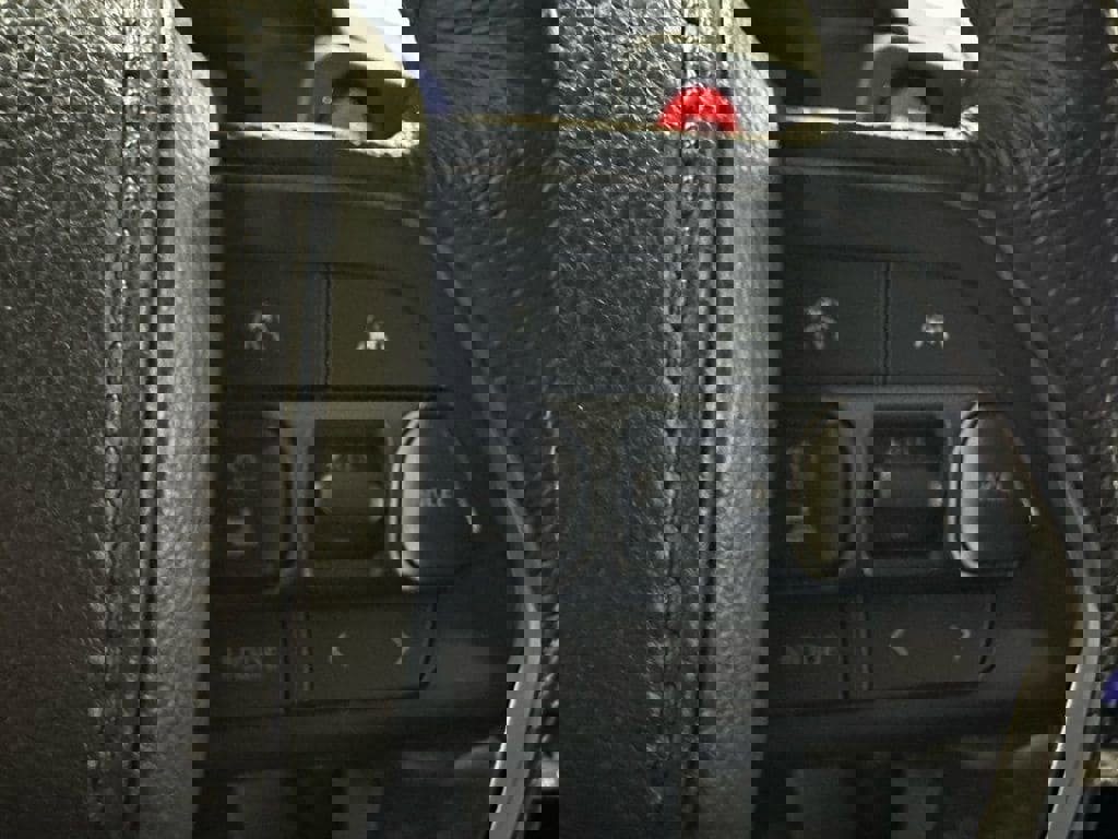 Used 2025 Toyota Tacoma TRD Off-Road image 19