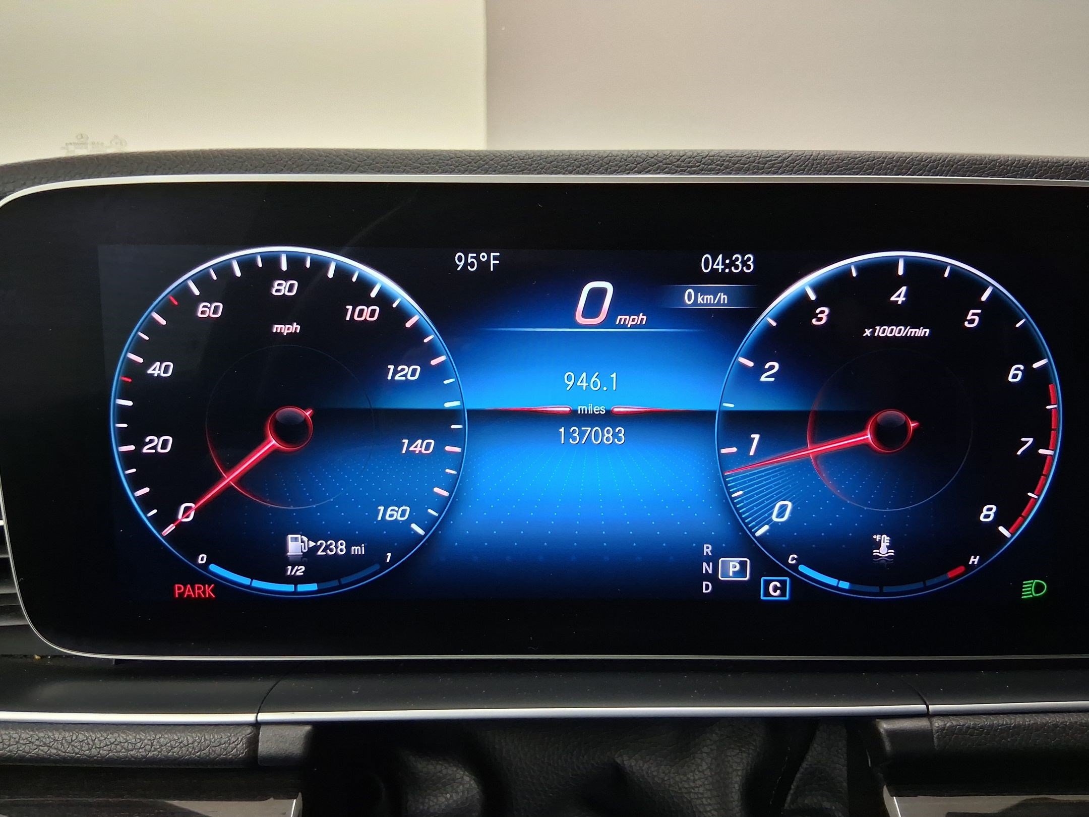 Used 2020 Mercedes-Benz GLE 350 image 27