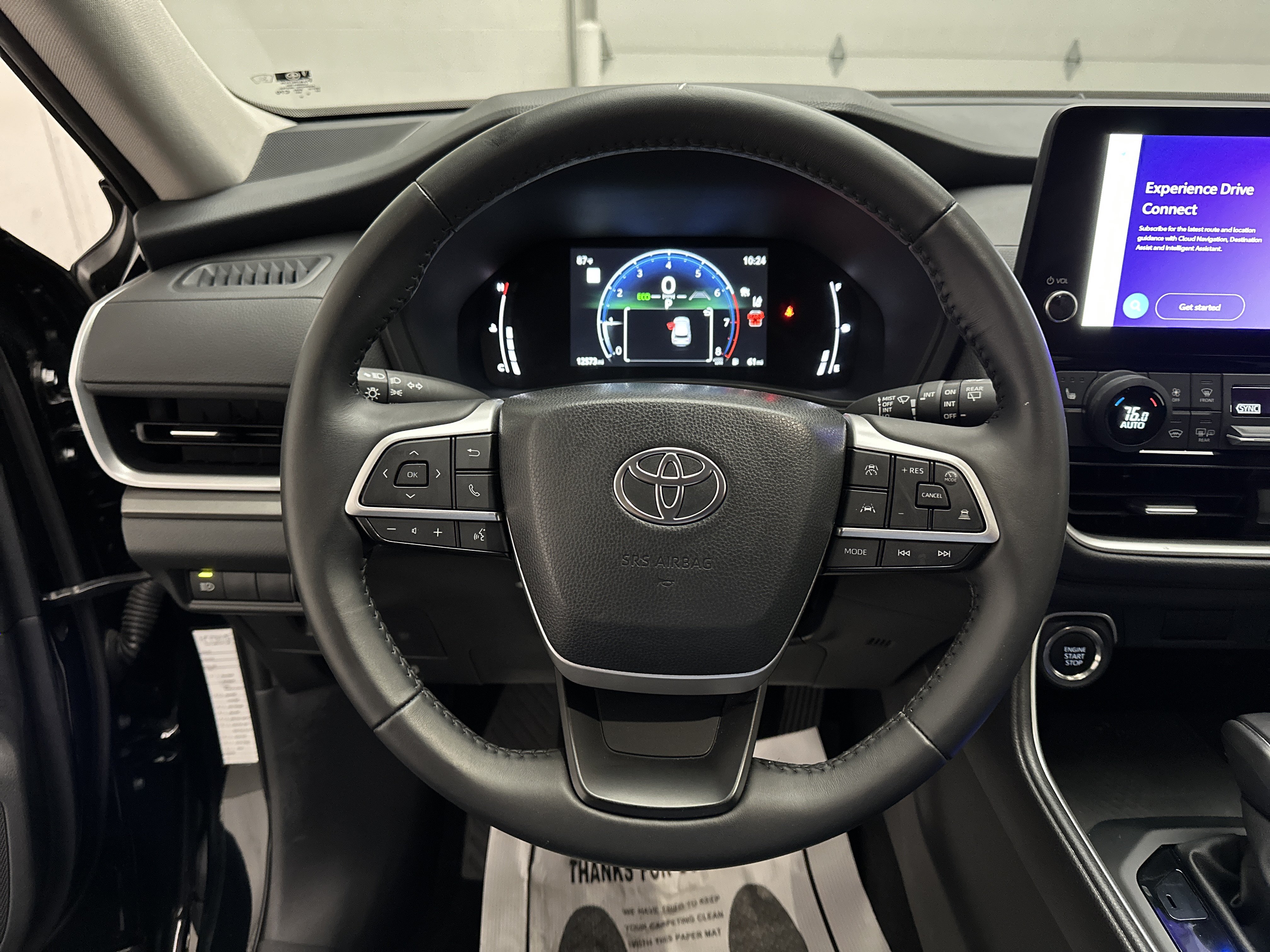 Used 2025 Toyota Grand Highlander AWD image 29
