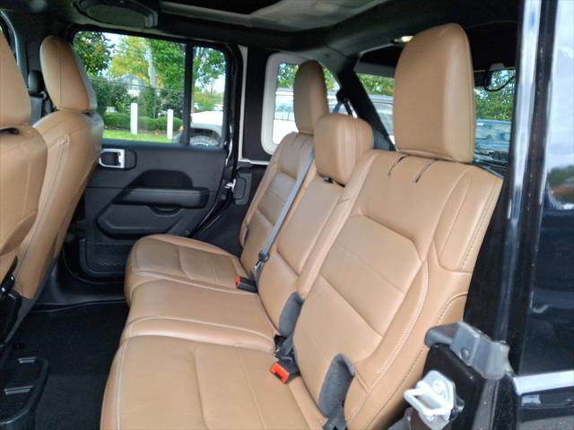 Certified 2021 Jeep Wrangler Unlimited Sahara image 20