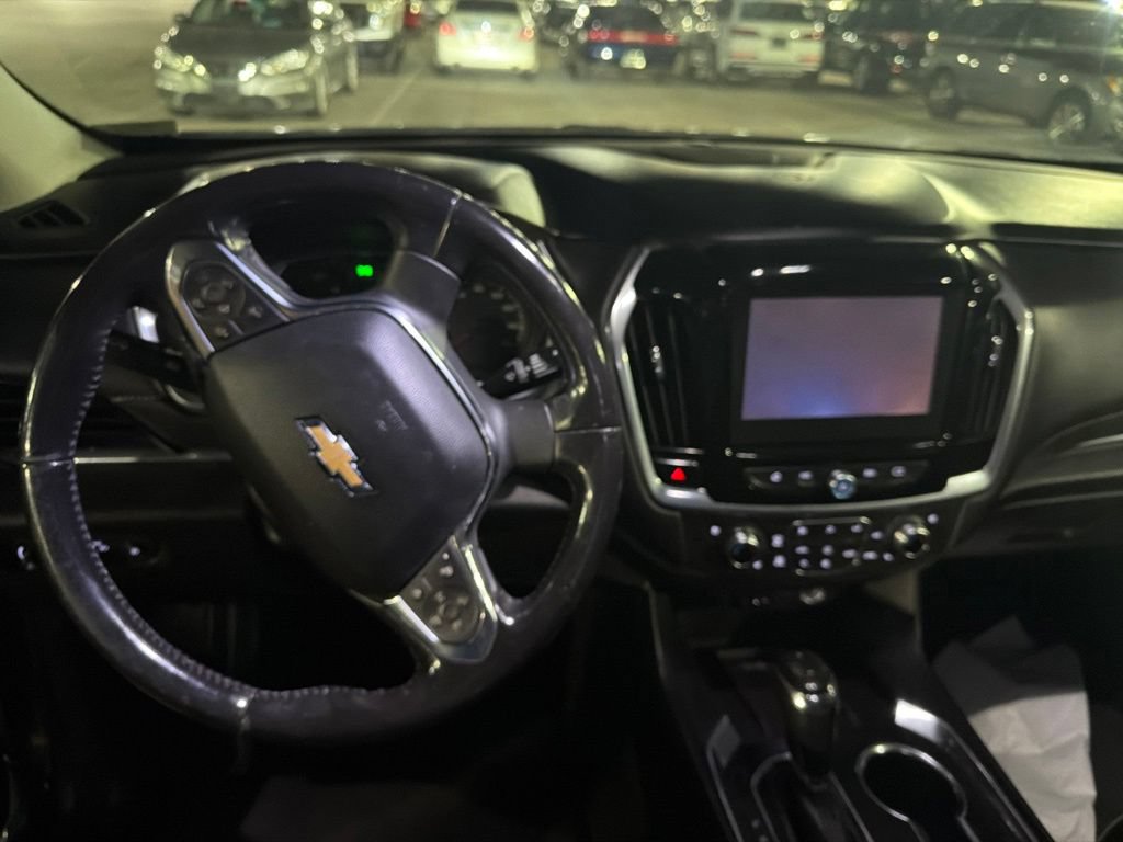 Used 2019 Chevrolet Traverse Premier w/ Redline Edition FWD image 9